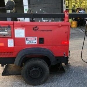 Demonstrar o equipamento TORRE DE ILUMINAÇÃO TOYAMA MOD ML G4004-T9 DIESEL