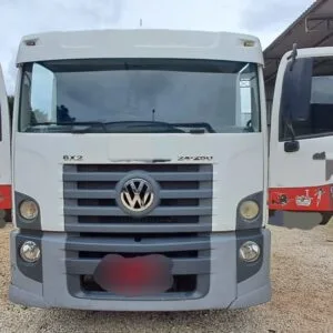 CAMINHÃO CONSTELATION 24250 COM MUNCK PHD 42007